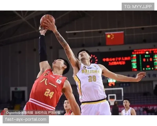 篮球规则：抢篮板犯规判定标准与合法接触界限